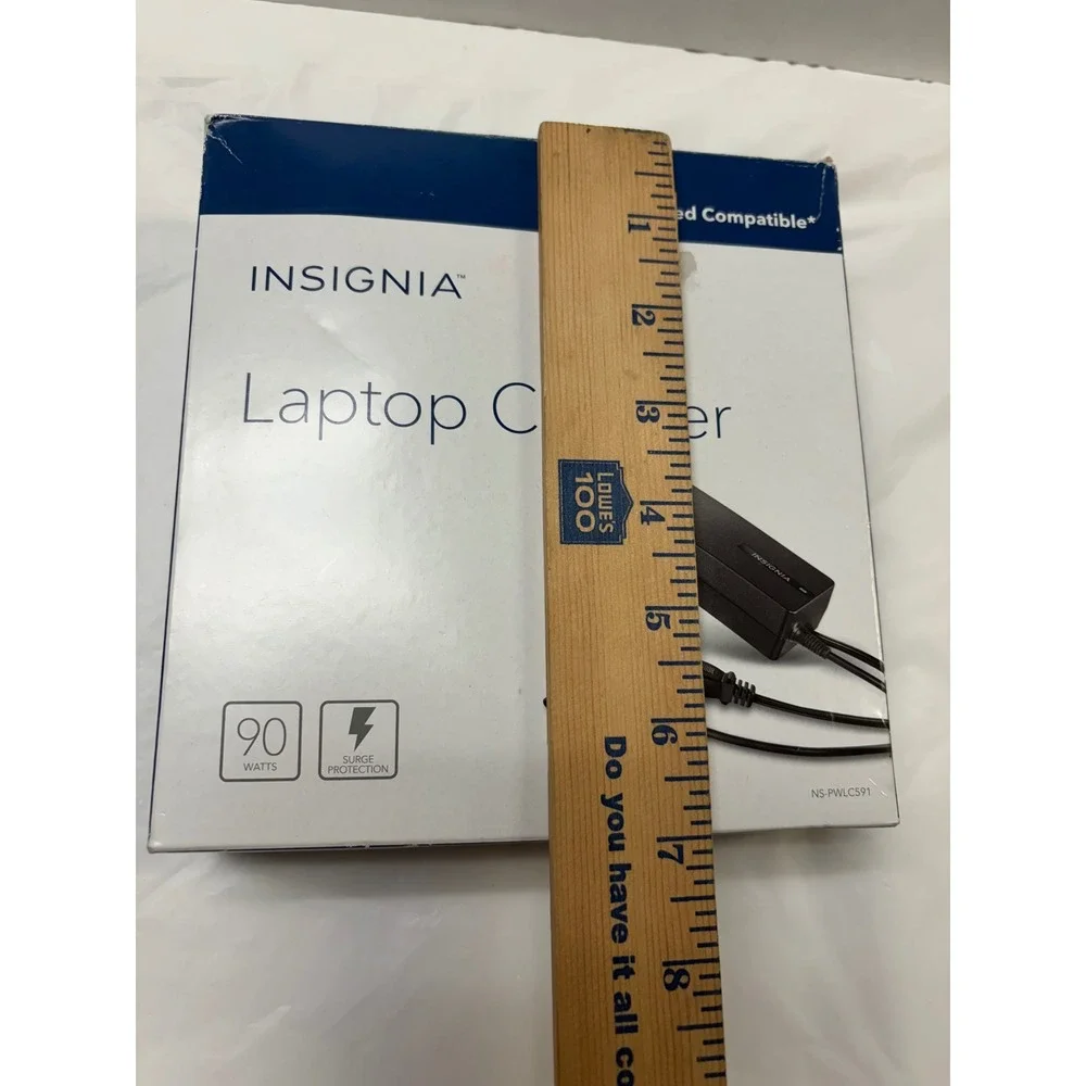 Insignia 90W Universal Laptop Charger AC Adapter NS-PWLC591 Black